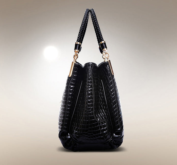 Tessa™ - Stylish Handbag with Crocodile Pattern