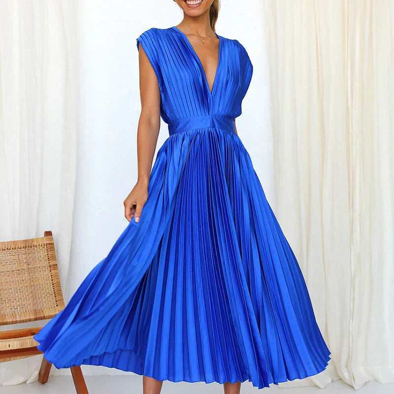 Adele™ - V-neck maxi dress with pleats