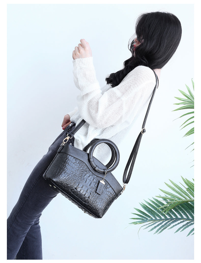 Hanna™ - Stylish Crocodile Leather Bag with Handcrafted Details