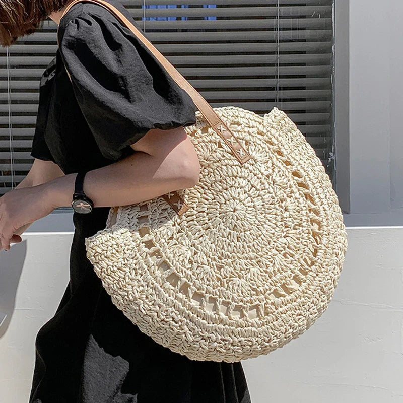 Handcrafted Elegant Multifunctional Straw Handbag