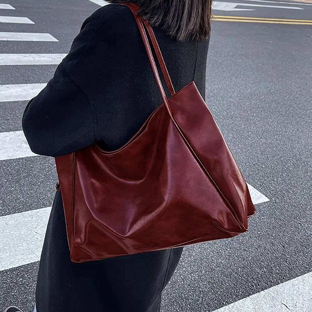 Piper™ - Elegant Leather Crossbody Bag